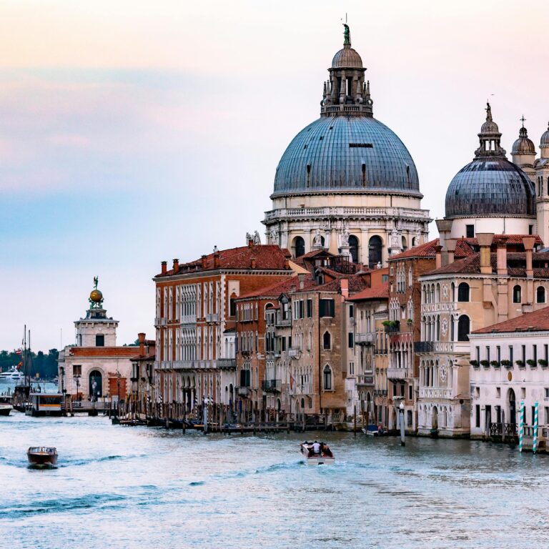 Discover the Beauty and Charm of Italy in 2019